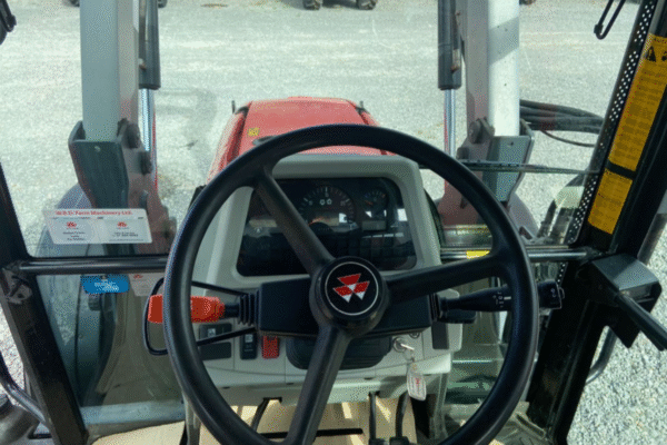 Massey Ferguson 5455 c/w loader - Image 6